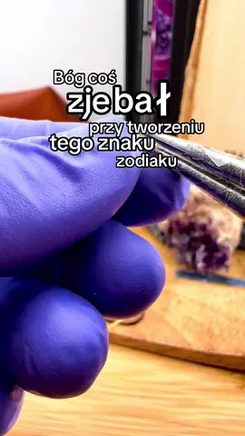 Podaj mi datę, godzinę i miejsce urodzenia i niech kosmos wybierze Twoje kamienie 🌘#znakizodiaku #astrologia #ręcznierobione #rękodzieło #kosmogram #wodnik 