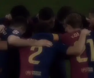 باوکی ئێوە هاندەری کوێیە🥹😂؟#nill_fcb #fcbarcelona #foryoupage #foryou #fypシ #barcelonaforever💙❤️ #برشلونة_اكثر_من_مجرد_نادي❤💙 #برشلونة #بارسا_الى_الابد 