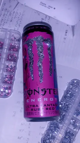 Part１     モンスターの新作今までで1番好きな味🥹 #おすすめにのりたい #fyp #地雷系 #デコ #モンスター #モンスター缶 #レジン #作ってみた #モンスターエナジー #デコパーツ #ストーンデコ #キラキラ 