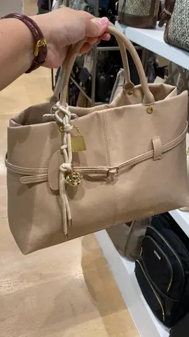 Sale sale sale! Creamnya cakep banget #palomino #taskerja 