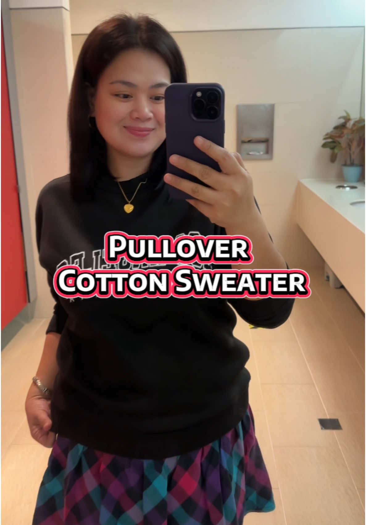 Looking for a perfect pullover sweater outfit. Eto na yon! What you see is what you get. Pullover Sweater Pullover Sweatshirt Pullover Sweatshirt for Women Pullover Sweatshirt for Men Pullover Sweatshirt for Plus size Pullover Sweater outfit #pulloversweater #pulloversweatshirt #pulloversweaterformenandwomen #pulloversweaterforplussize #pulloversweateroutfit 