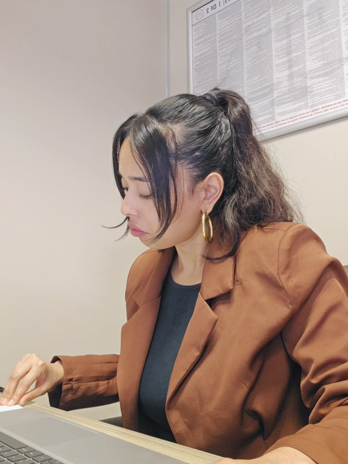 The work struggles😅 #work #workinggirl #comedy #missindependent #9t5 #girls #careermode #fypシ゚ #funny 