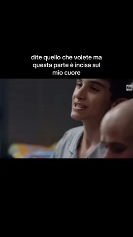 “È sveglio sta cantando ❤️‍🩹” #braccialettirossi #rocco #tony #cris #leo #vale #tizianoferro 