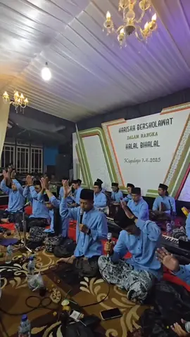 Santri kendil Purworejo, Lontong tahu lontong sate. @Majlis Santri Kendil Official @أنديني 