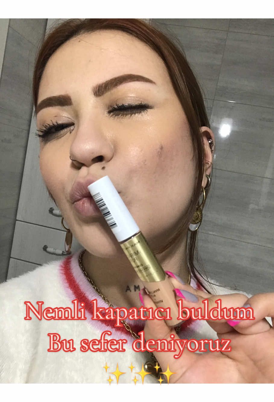 Max Factor Miracle Pure 05 numarası. C vitamini, Hyaluronic asit bulunmakta. Aynı zamanda vegan. Kalan son birkaç üründe fiyatları düşürebiliyorlar. Siz o kıytı köşeleri anladınız 60 Tl’ye müthiş. Yapısı çok nemli. #keşfet #viral #kaptıcı #concealer #makyaj #makyajvideoları #öneçıkart #öneçıkar #viraltiktok #keşfetbeniöneçıkar #fyppppppppppppppppppppppp #maxfactor #beaulis #watsons #gratis #öneri #reklamdeğil @Watsons Türkiye 