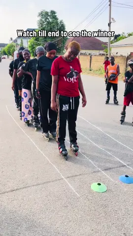 Watch out the ladies game till end to see the winner.#fyp #fouryoupage #famous #skatingtiktok #challenge #trendingnow #trendingchallenge #motivation #dontgiveup #skategirl #sport #1billionviews #viralchallenge #viralvideos 