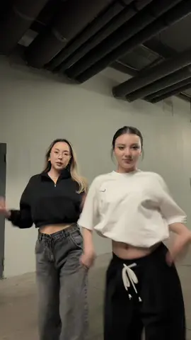 @Elya🫦 🤍