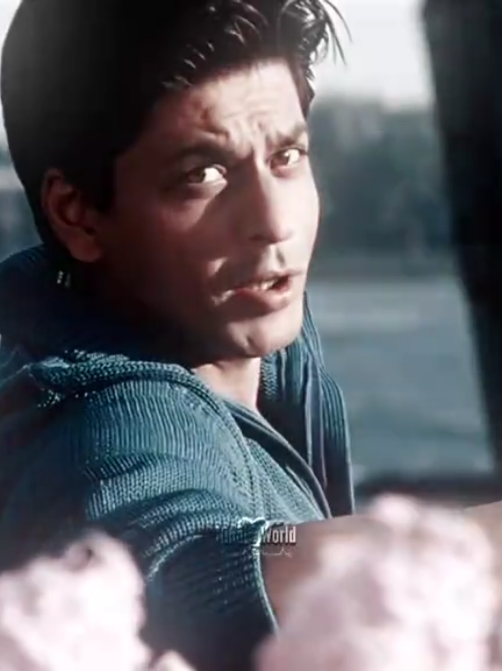 looking at him gives me peace!!<3 | scp: mine!! (hindi_world_sp) |#hindi_world #fypシ #fypage #fypシ゚viral #kalhonaaho #srk #bollywood #bollywoodfypシ #amanmathur 