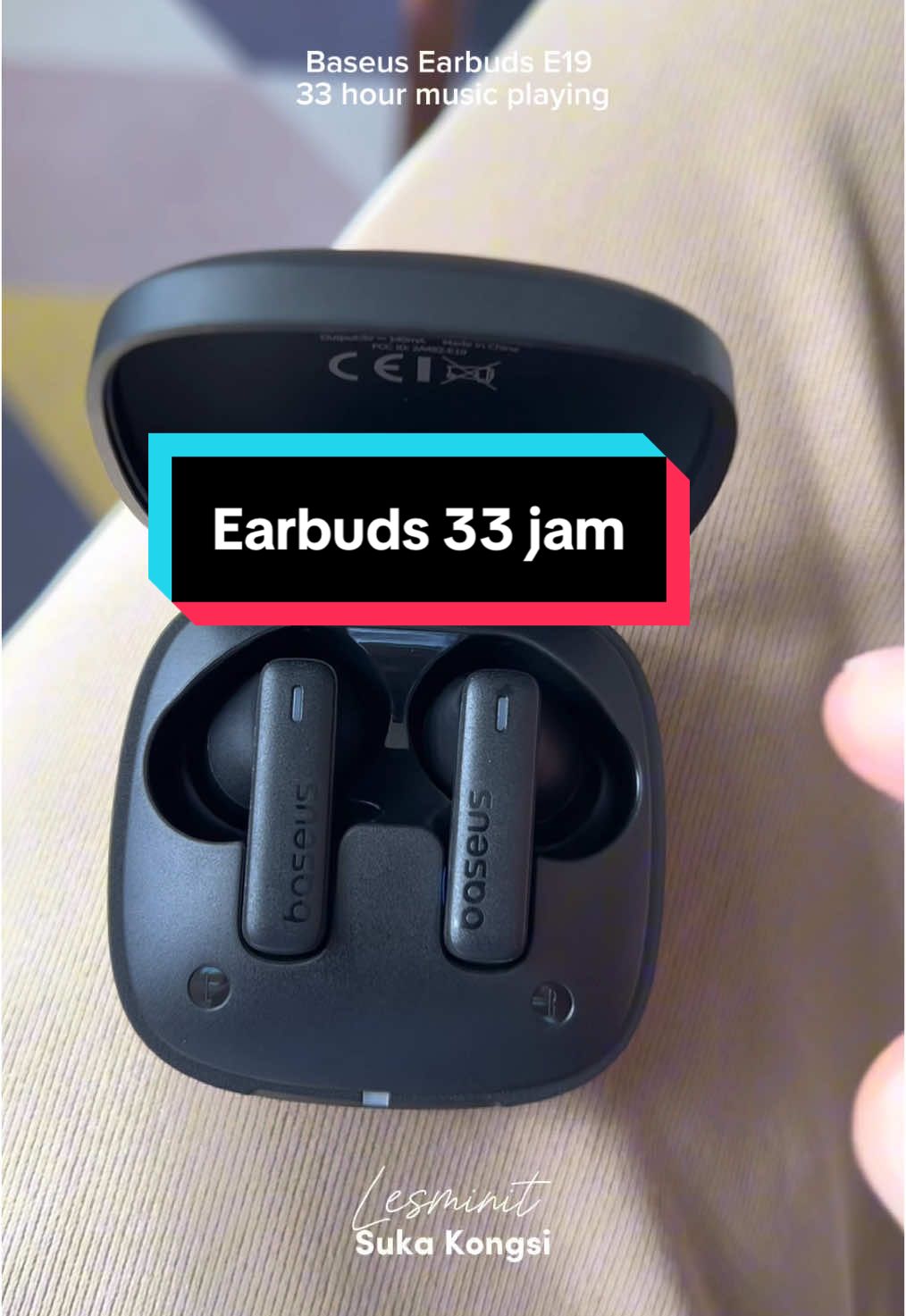 Baseus Earbuds E19 memang berbaloi untuk layan muzik sambil naik pengangkutan awam, waktu belajar, layan movie. Antara Earbuds yang tahan 33 jam laun muzik tanpa henti #baseus #earbuds #bowieEarbuds #muzik #movie #tonton #study 