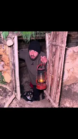 Building a Secret Dugout Between the Roots of a Dead Tree | Warm Stove#survivaltips #survival #forest #survivalskills #solotravel #satisfying 