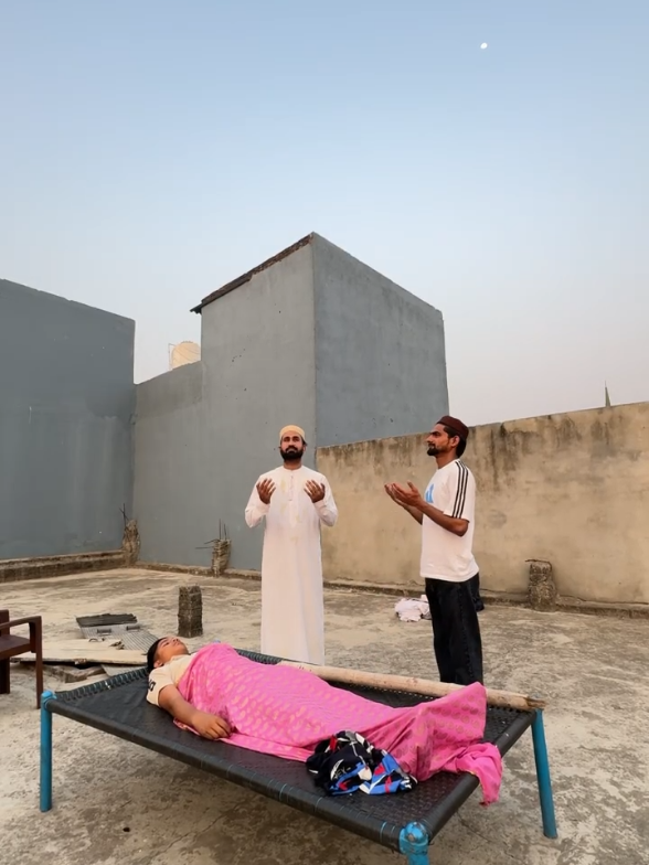Why is the father killing his son with a stick? 😭🙏💔 #trendingshorts #emotational #ShortsViral #FAHADILYAS8393 #VIRALSHORT #INSPIRATION #Trending #Motional #Shortvideo 