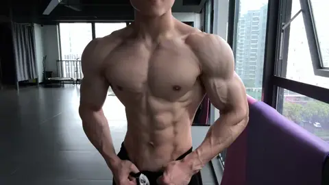 Workout plan out now, link is in my bio #gym #motivation #gymexercises #gymmotivation #calisthenics 