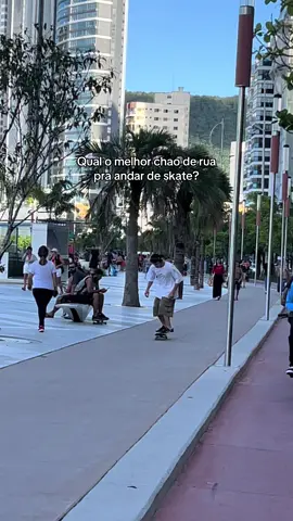 Qual??? . . . . . . . . #skatelifestyle #skatepark #skateboardingisfun #skateboarder #skatelife 
