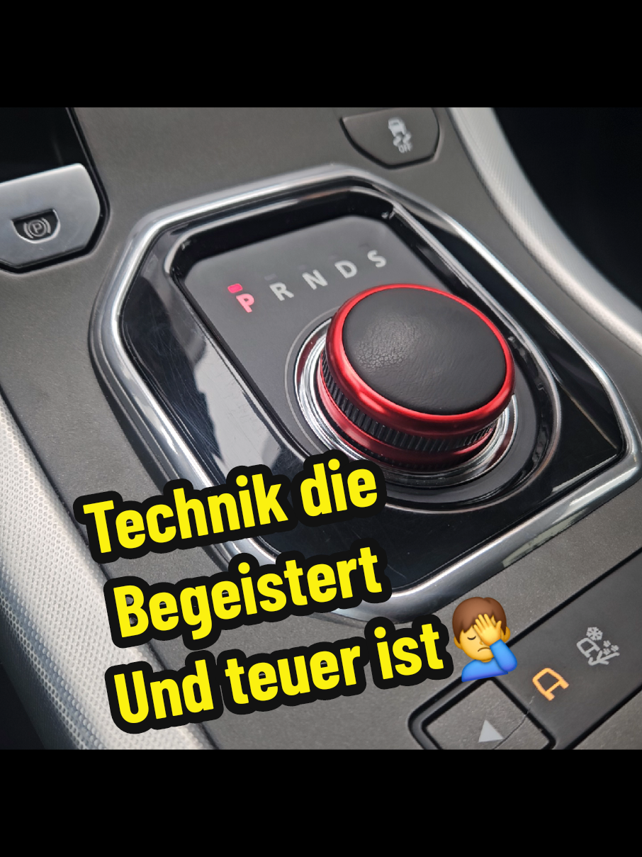 Tolle Technik, solange es funktioniert 🙈😒 Elektronische Bauteile, haben wir ja immer mehr in und am Auto. Was früher noch mechanisch funktionierte, übernehmen heute lauter keine Stellmotoren für uns......🤷‍♂️ Auch das Gänge einlegen beim Getriebe, nur was wenn es nicht mehr geht, man steht und kann das Auto nicht mehr bewegen ❓️😳😳 So einem Fall, zeige ich euch in dem Video🤦‍♂️ Was denkt ihr, kostet das Teil neu❓️🤔 #technik #elektronisch #elektrik #elektrisch #landrover #rangerover #evoque #getriebe #automatik #panne #defekt #kosten #teuer #deinemeinung #brite #bayreuth #kulmbach #landkreisbayreuth #landkreiskulmbach #renekrakor #viral #oberfranken #begeisterung 