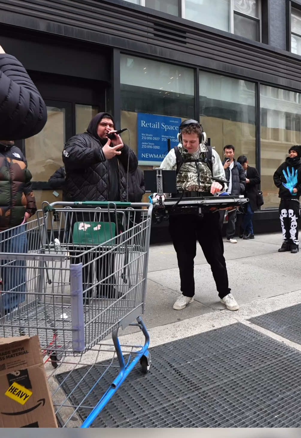 Ran into some familiar faces at the end of last stream - this one’s been stuck in my head so I had to post, these dudes are too sick w it! (miky_hustles & eliblackmusic on insta & @bjornmajestik420 )  
