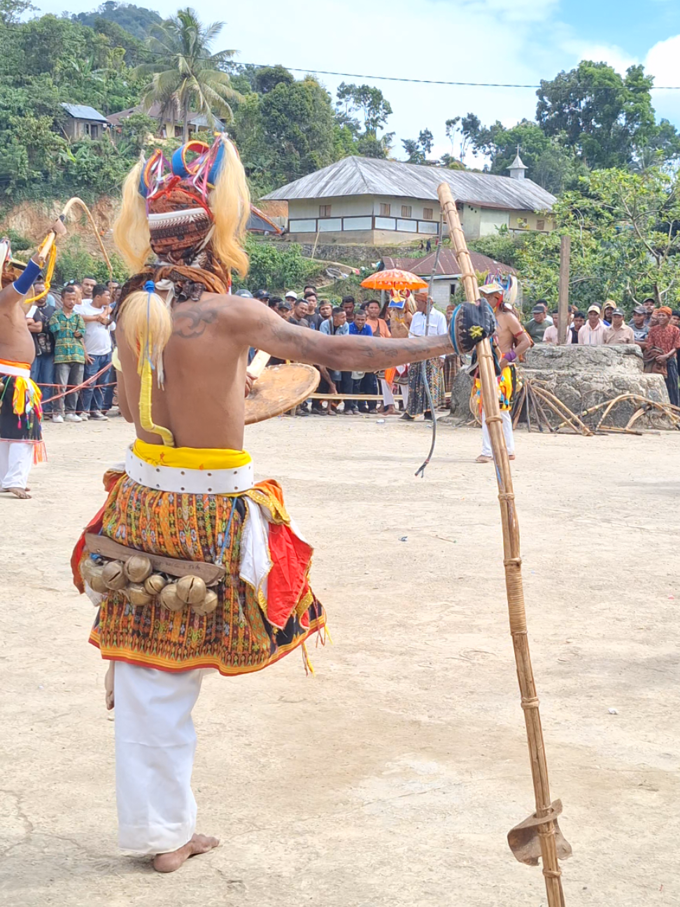 Laki Caci///Manggarai Culture🔥 #fyppppppppppppppppppppppp  #manggarai_flores_ntt  #culture  #nttpride🏝🔥  #viralvideo  #lewatberanda  #caci 