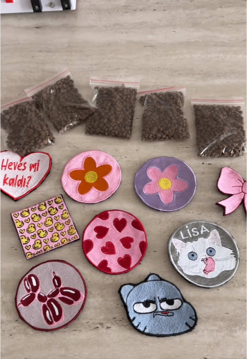 Bize yorum atarak destek olabilirsiniz! #fyp #sokakhayvanlarınadestek #küçükişletme 