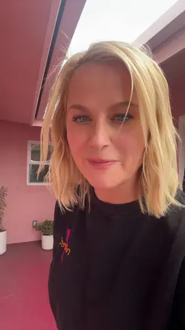 #goodhangwithamypoehler #quintathequeen #spotify