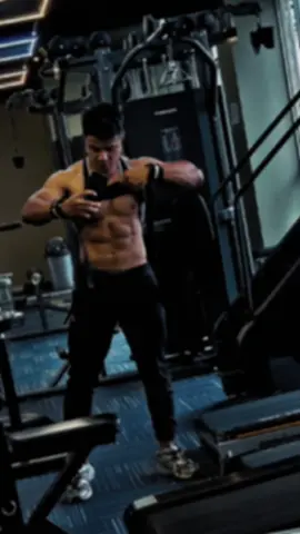#CapCut #abs #sixpack #sixpackabs #gym #gymmalang #gymbatu #fitnessmalang #fitnessbatu #GymTok #gymrat #GymLife #gymlover #gymholic #detectivegym #detectivegymbatu 