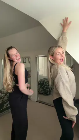 @Mathilde Barker ‘s knees couldn’t take the drop 😅 @dearALICE #arianachallenge 