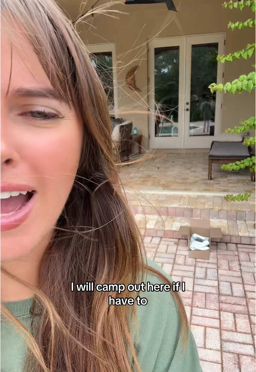 DOES ANYONE KNOW HOW TO FIGHT A HAWK 