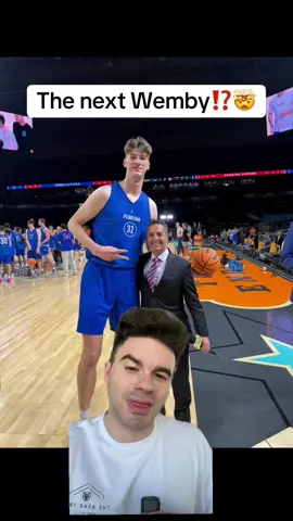 This is WILD 🤯🤯🤯 #floridagators #oliverrioux #natty #finalfour #MarchMadness #cbb #collegebasketball #wemby 