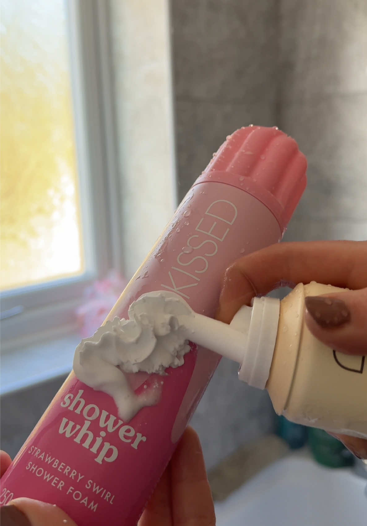 Who’s tried the B&M shower foam yet?? Love a good dupe 😍 The packaging makes me think Sundae 🤔 but I haven’t tried it to be able to compare, let me know what you think! @B&M Stores #bandm #bandmhaul #sundae #dupe #shower #bath #body #beauty #makeup #SelfCare 