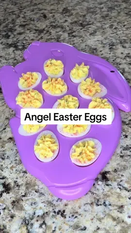 Angel Easter Eggs are strawberry lemon scented 🐇🐣🍓🍋🔥