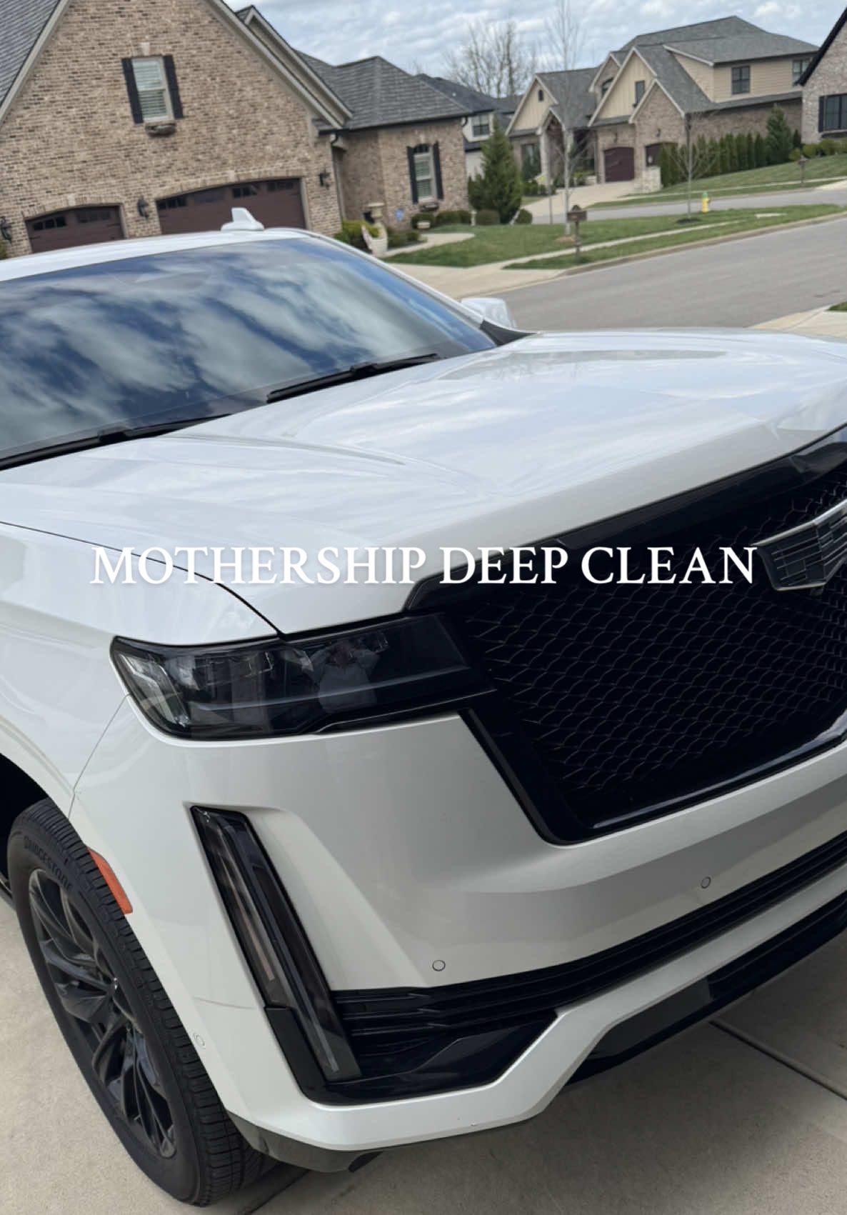 First sunny day in a forever, felt like the right time to clean her up. 🚗🫧✨ #asmr #carcleaning #carmusthaves #restock #amazonfinds #organized #momlife #cleaning #cardeepclean 