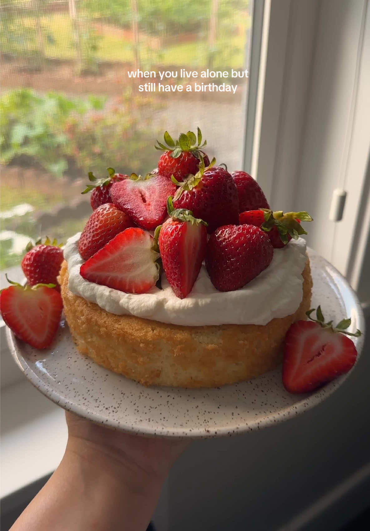mini strawberry cream cake for one (or two!) 🍓 it’s made with one 6” cake layer with a nice pile of fresh whipped cream strawberries! for when you just want a sweet treat without making a whole layer cake. recipe linked in my bio or search “mini strawberry cream cake” on teakandthyme.com ☁️ #strawberrycake #creamcake #minicake #easterdessert #baking 