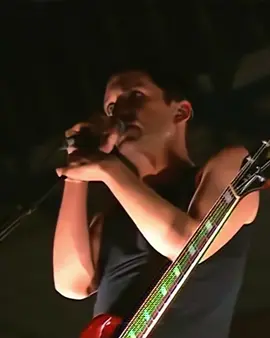 #BRIANMOLKO el hombre que yo amo <3  (i love this trend and this song sm!!) #brianmolko #placebo #placeboband #elhombrequeyoamo