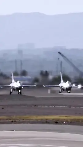 #airforce #usairforce #aircraft #usaf #aviationlife #aviation #fighterjet #jet 