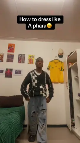 Nevermind the lighting 😩it’s kinda dark #OOTD #fashion 