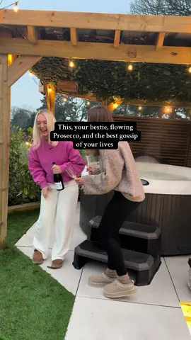 The ultimate girls getaway in Worcestershire 📍The Waterpump Station. Book this gem directly and save up to 15% 💎 #hiddengems #getaway #staycation #girlsnight 