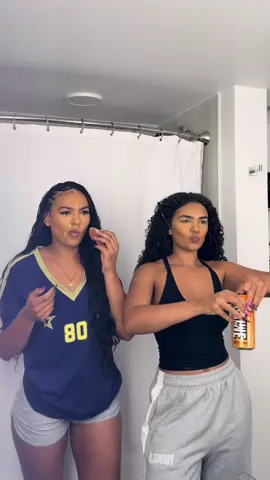 Get ready with us for a @CÉCRED event👀🤭 