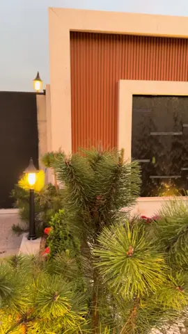 تصميم وتنفيذ حديقة  خارجية  من اعمالنا   في الحدائق الحدائق الداخلية والخارجية في الديكورات الداخلية والخارجية  للتواصل 07833344555 #شلالات_مودرن #نباتات_داخلية #نوافير_وشلالات_واشجار_ومناظر_اسمنتيه #interiordesign #شلالات_منزلية_للحدائق #شلالات #حدائق #حدائق #حديقة #شلالات_نوافير #نافورة #ديكورات 