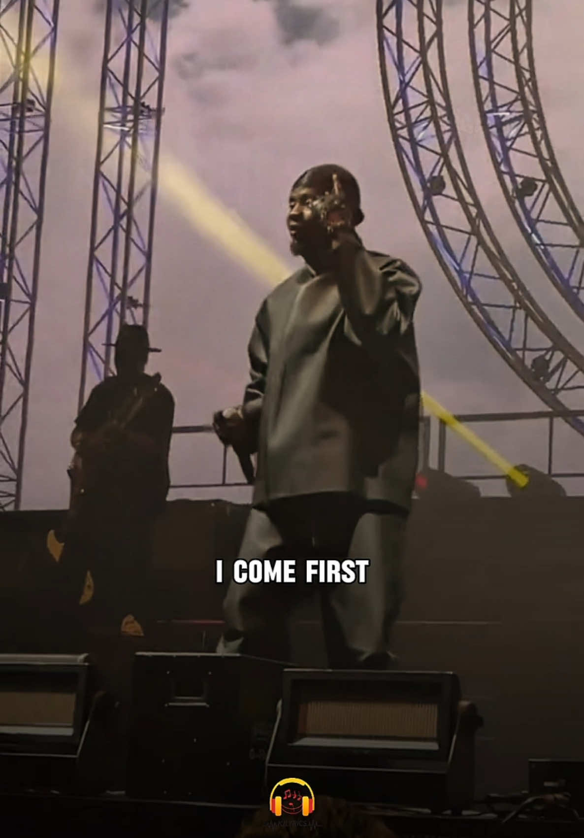Barnabas - Kizzdaniel 💥🎶 #Barnabas #kizzdaniel #fyp #trending #liveperformance #viral #fypシ゚ #afrobeats #lyricsafrical #lyricsvilla #bionation #5ive 