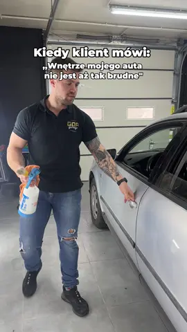 Kto zgadnie co tam się stało? 🤨 Wiadomo, że nie ważne w jakim stanie jest twoje auto odpicujemy je tak że będzie wyglądało jak nowe dlatego nie zwlekaj i umów się już dziś😎 💎 Nie ma samochodów w złym stanie, są tylko takie, które jeszcze do nas nie trafiły 📌 Berberysowa 2, 20-136 Lublin 📞 790312899 #cars 