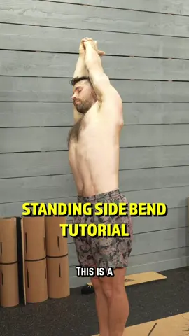 Standing Side Bend – one of the most underrated moves in your mobility toolbox. Most people overlook this, but doing side bends daily can help: ✅ Relieve tightness in the lower back and ribs ✅ Improve spinal mobility and core control ✅ Balance out your torso from one-sided movement ✅ Undo stiffness from sitting or standing too long It’s simple, effective, and makes a big difference in how you feel and move. Want the full tutorial? Check out the bink in our lio ;) #manflowyoga #yogaformen #yoga #standingsidebend #sidebend 