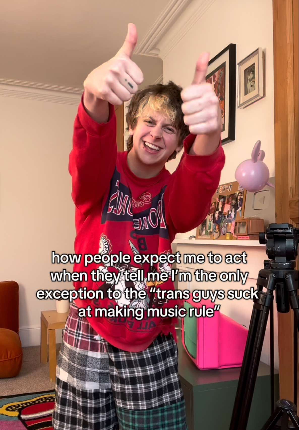 like I’m really not sure what you want me to say “haha yeah all those other ones suck” when they don’t.  check more of the trans masc music out: @The Oozes  @dreamer isioma  @Mal Blum  @Dopamine Band 🏴󠁧󠁢󠁳󠁣󠁴󠁿  @Addison Grace (he/they)  @sasha allen  @the dogs on shepard street  @Artio  @Gender Crisis  #ftm #lgbt #trans #music #transmusician #ukulele 