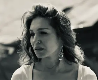 اخ 🥺                                                                                                                                                                  #المدينه_البعيده #شاهين #ناره #البير_تشانكايا #صحرا_شاش #xplore #zxycba #😔 #uzak_şehir 