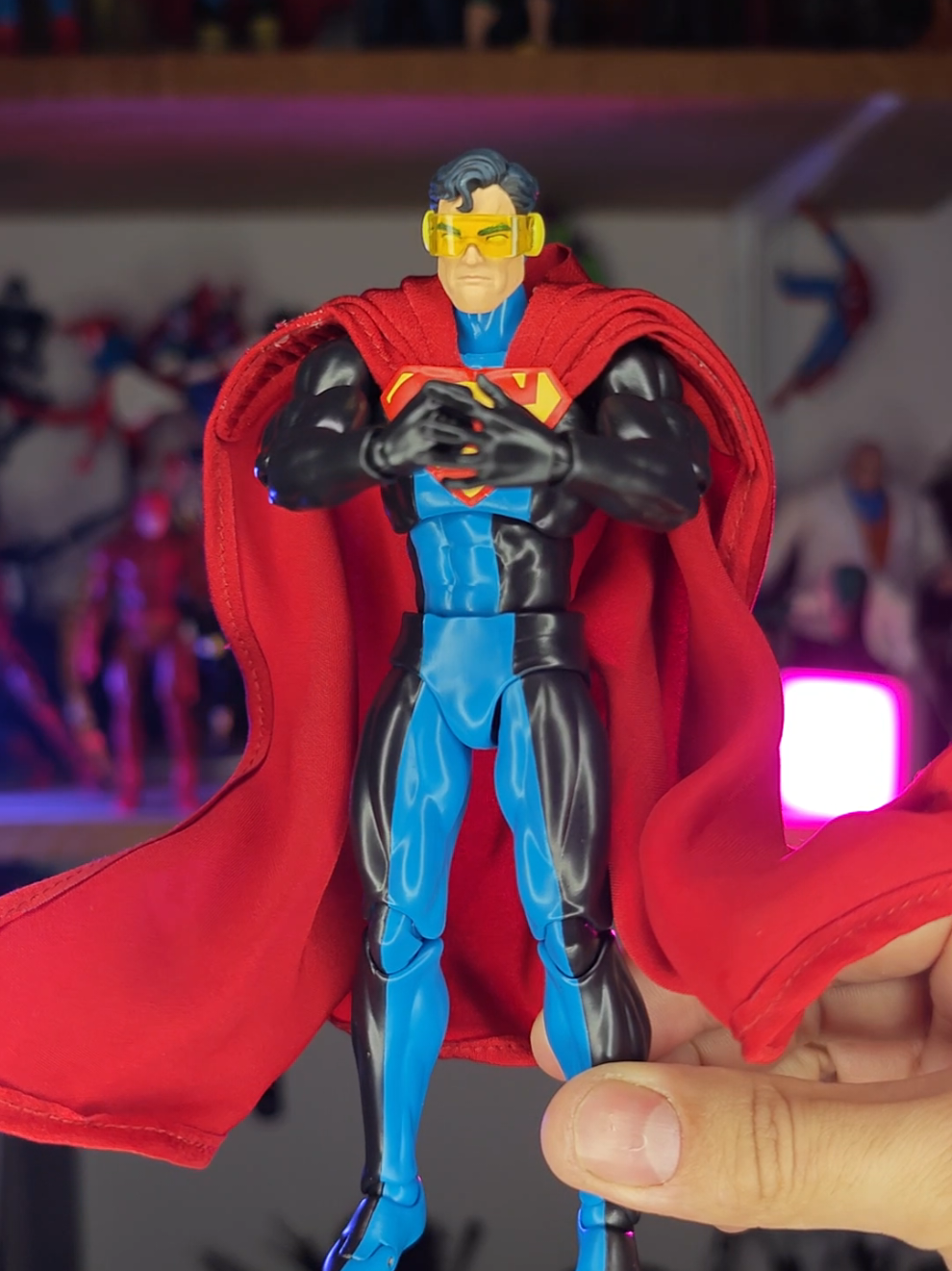 Mafex No. 219 Eradicator. Return of Superman. #puromonitoperron  #puramonachina #toys #figureposing #toyphotography #toy #toycollector #actionfigure #superman #mafex #eradicator #returnofsuperman 