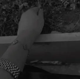 bab🤭💔…#CapCut #harer #batas #hawlir #shaqlawa🖤 #هەریرەکەم🌹 @#foryou @TikTok #video #💔🌚 #bab #aCc🥀💔 