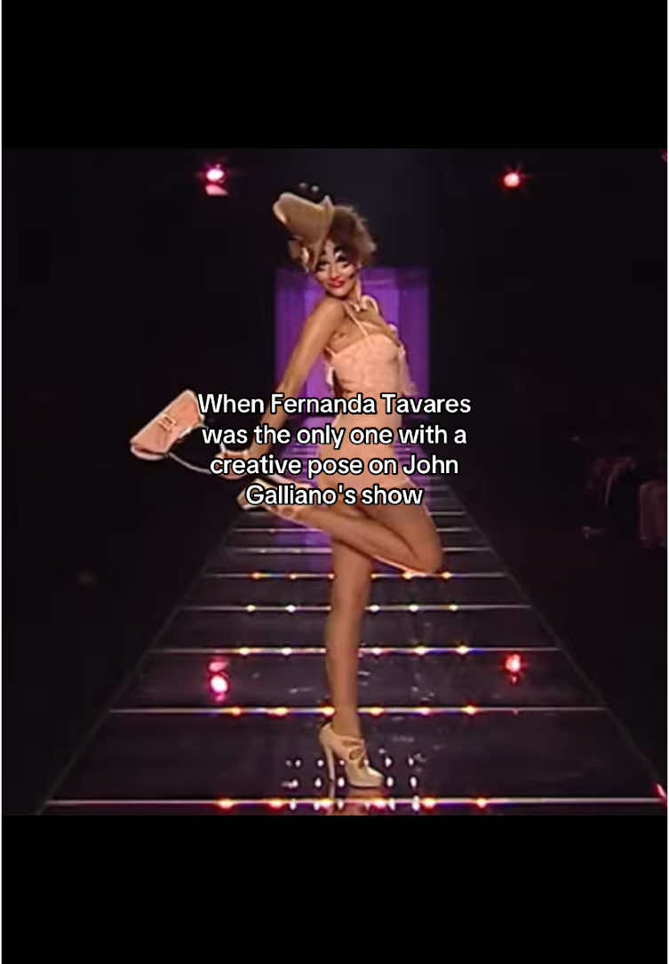 #fernandatavares #johngalliano #2000s #iconic #2003 #models 