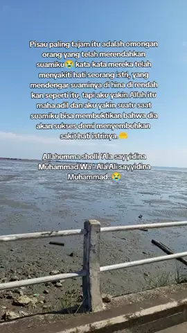semoga suamiku tahun ini di angkat derajat nya dan bisa membuktikan bahwa dia bisa sukses 🤲#anakrantau #lewatberanda #fyppppp 