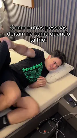 Eu tendo um surt0 de felicidade do nada 🗣 