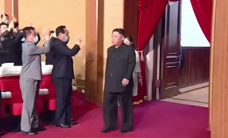 Your applause is the best support for me.#dprk #northkorea #kimjongun 
