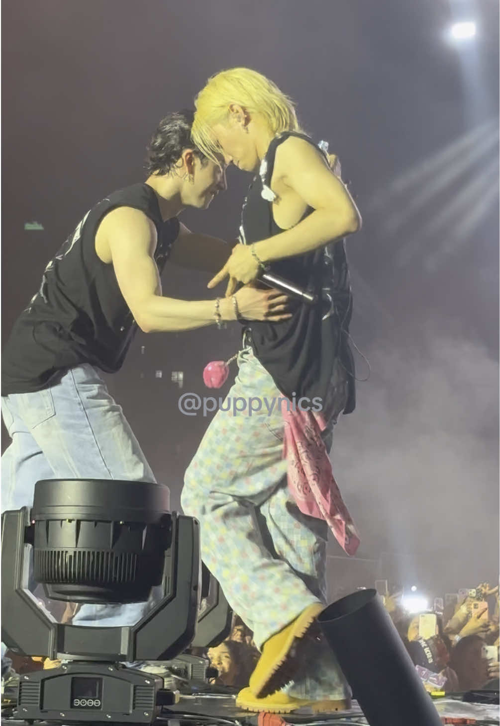 há uma semana eu capturei um dos melhores momentos do show 😭 #fy #foryoupage #fyp #straykids #dominatetour #straykidsinbrazil #felix #bangchan 
