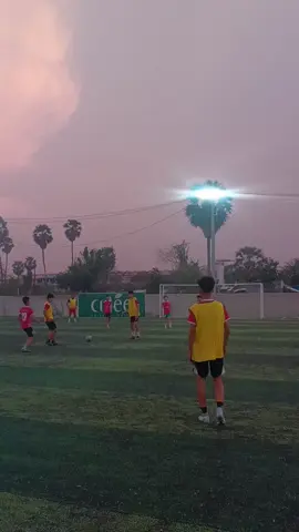 #កីឡារស់ក្នុងសន្តិភាព @សាលាបាល់ទាត់ពស់កេងកង - Pkk @Dr SEAN SAN official❤❤❤❤ 