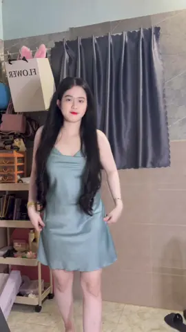 Váy ngủ lụa xinh xắn lụa mềm mướt lắm 